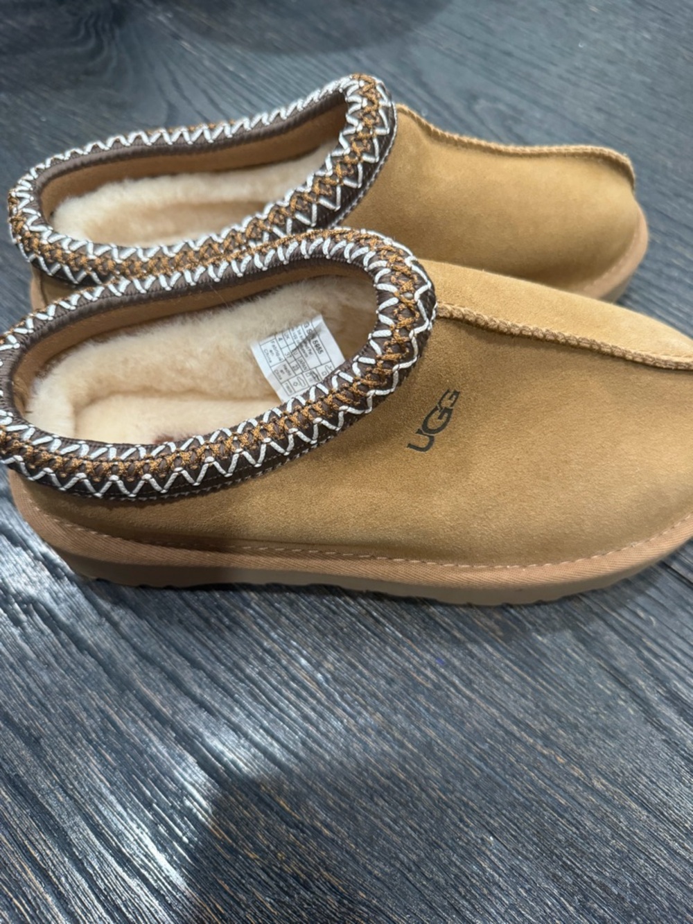 Ugg Women's Tasman II size 6